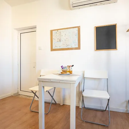 Mouraria, Center, Tram & Metro * Lisboa