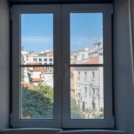 Mouraria, Center, Tram & Metro * Lisboa